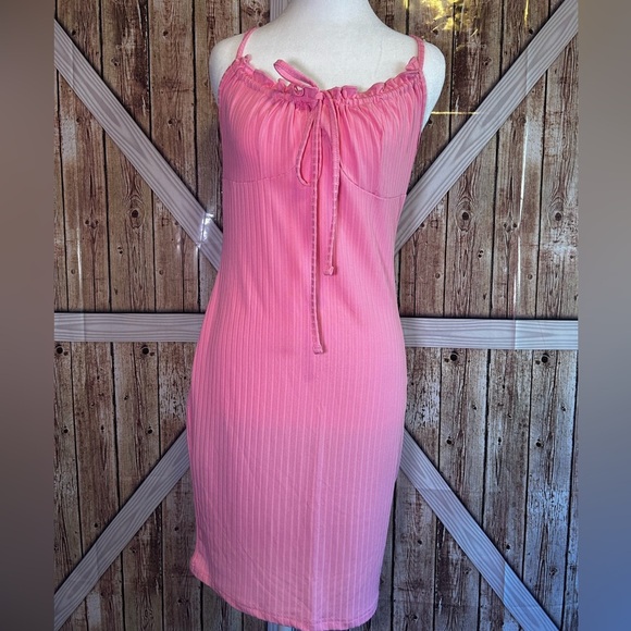 SHEIN Pink Ribbed Sleeveless Top Size L (I) - Picture 9 of 10